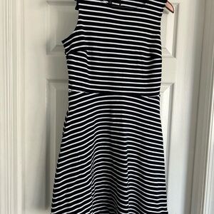 🛍️ Talbots Navyand White Striped Dress